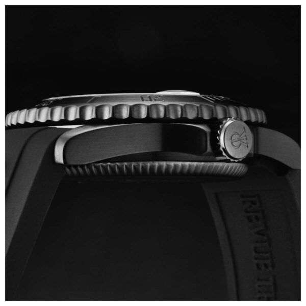 Revue Thommen Diver Men's Automatic Watch 17571.2779